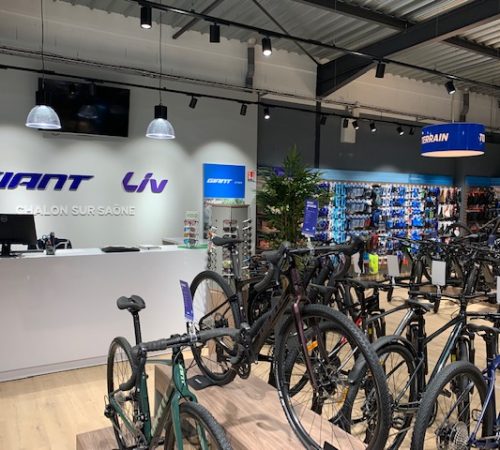 Electricité_magasin-ph7bl900plc8acmqg469gufe0w6rclvw92vk2caq38